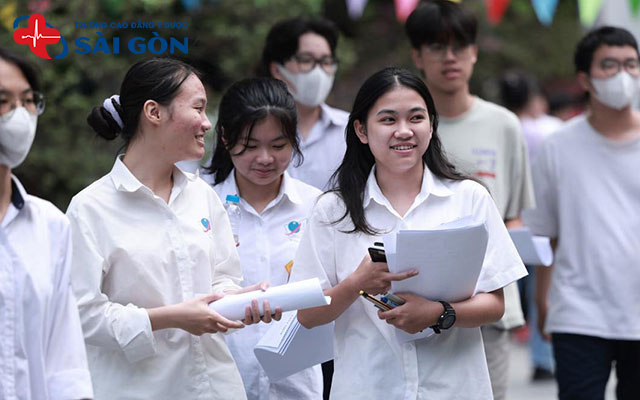 các trường xét tuyển khối c18