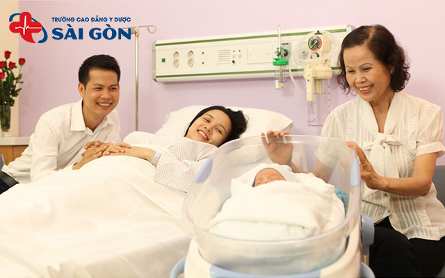 Hộ sinh là ngành có tiềm năng phát triển lớn trong tương lai khi mà nhu cầu chăm sóc của phụ nữ mang thai ngày càng tăng cao