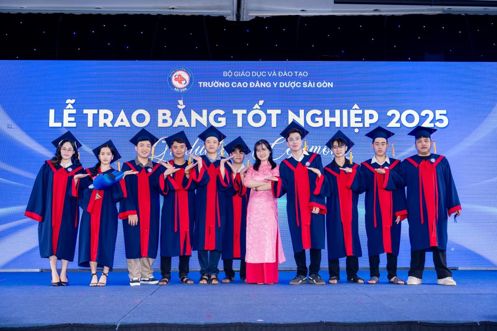 Lễ tốt nghiệp k15 Trường Cao Đẳng Y Dược Sài Gòn