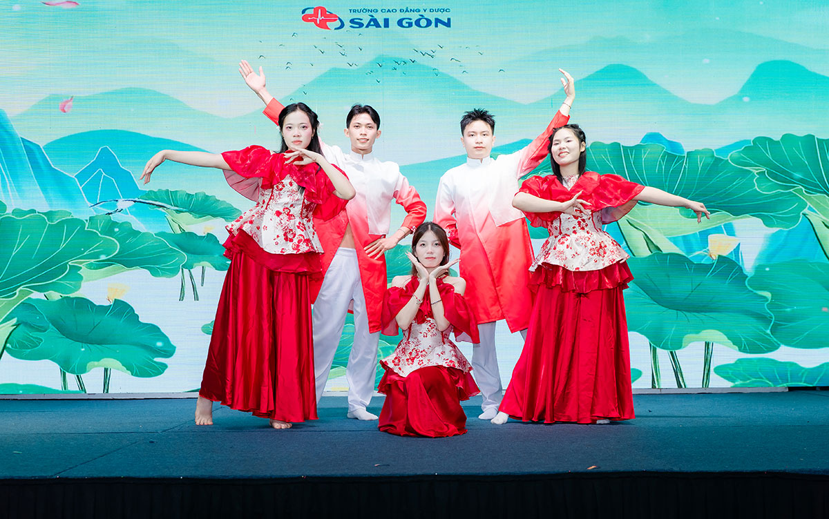 van-nghe-20-11-2025-truong-cao-dang-y-duoc-sai-gon-11