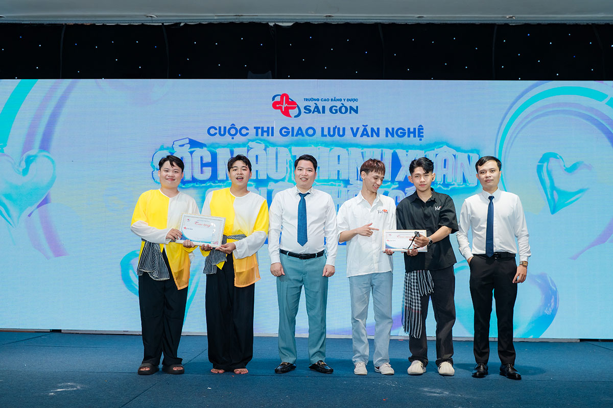 van-nghe-20-11-2025-truong-cao-dang-y-duoc-sai-gon-21