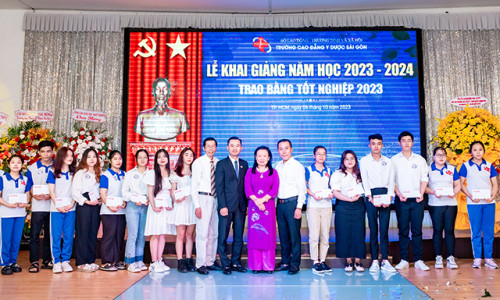 Tưng bừng lễ khai giảng năm học mới 2023 – 2024 Trường Cao đẳng Y Dược Sài Gòn