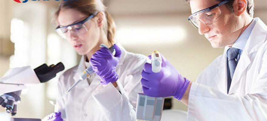 Ngành Kỹ thuật Xét nghiệm Y học tiếng Anh là gì?